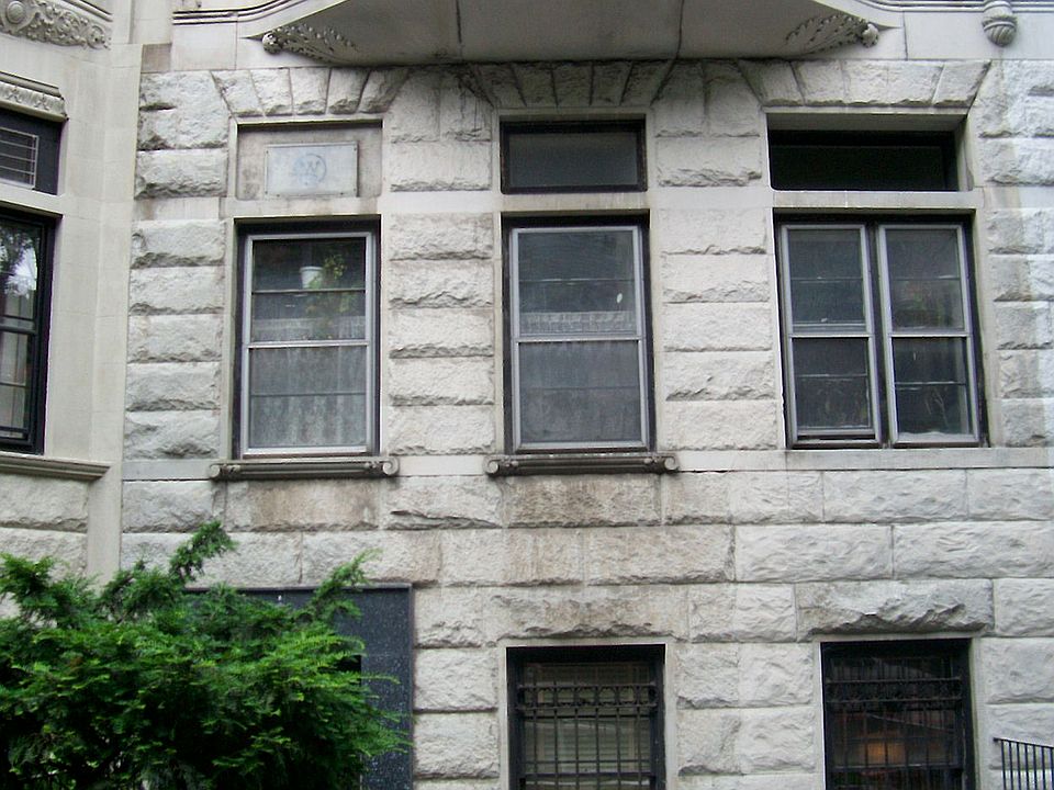 2nd image of 44 W 87th St APT 2A