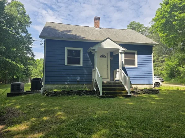 12 Pine St, Rehoboth, MA 02769