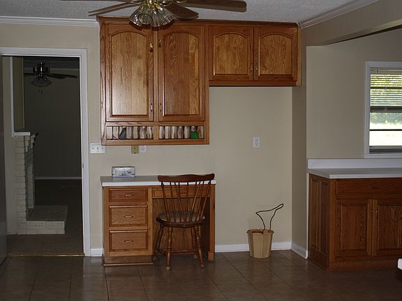 Another view of kitchen