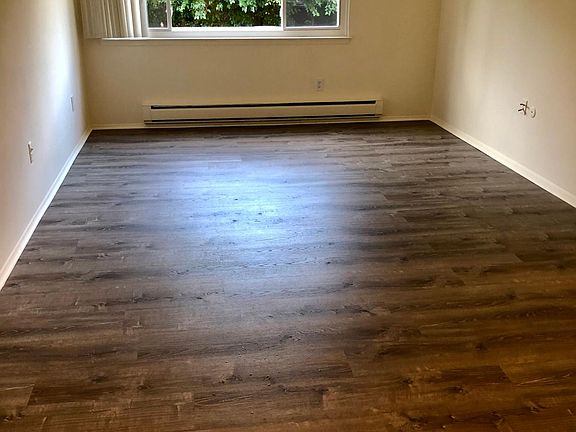 5th image of 269 E Breckenridge St #102