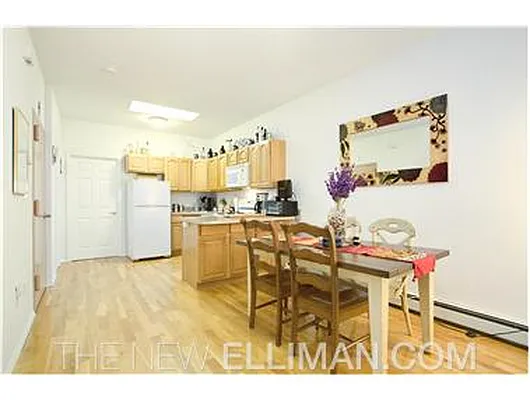 Rented by Douglas Elliman | media 4