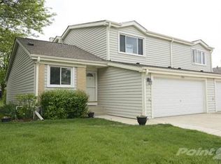 726 Buckingham Ct, Hoffman Estates, IL 60169