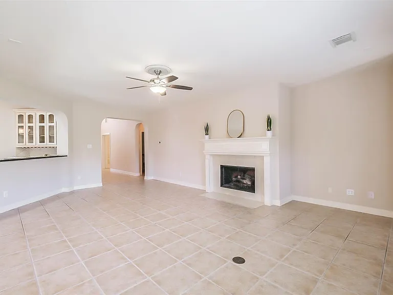 12411 Santiago Cove Ln — Photo 8
