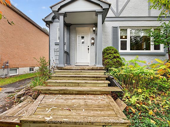 4th image of 218 Helen St
