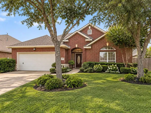 2006 Peonies Ct, Pearland, TX 77581