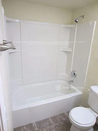 1404 Springline Dr — Photo 8