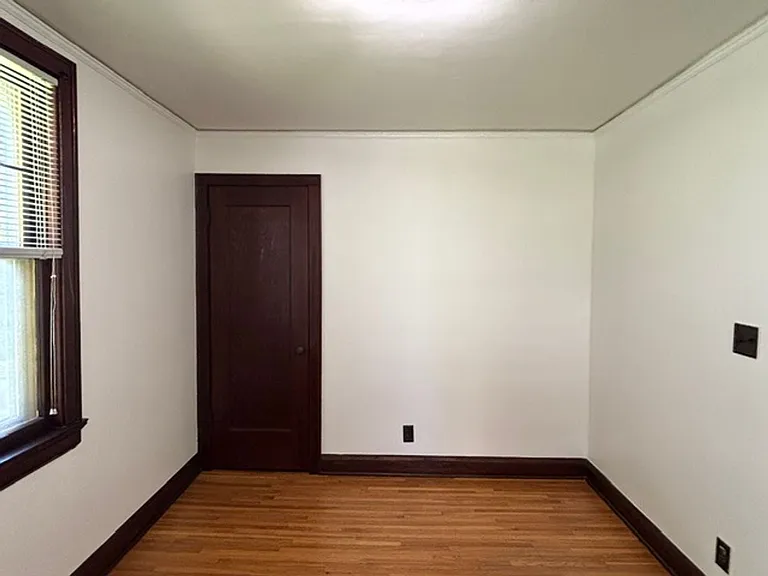 241 Dayton Ave — Photo 18