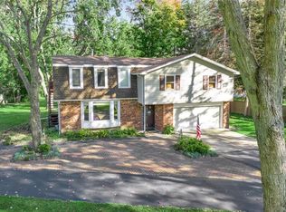 199 Two Rod Rd, Alden, NY 14004