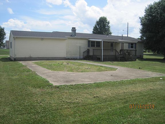 3rd image of 205 Meadow Dr