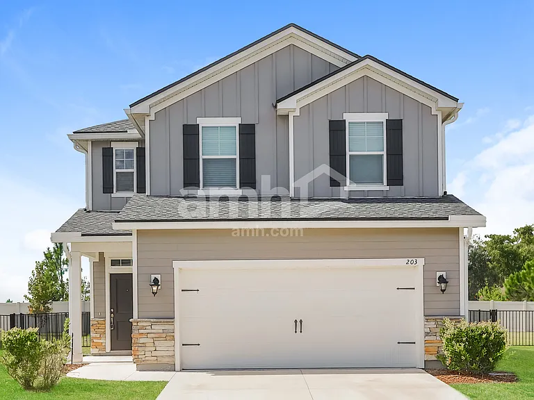 203 Banyan Forest Dr — Photo 1