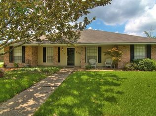 2338 Stonewood Dr, Baton Rouge, LA 70816