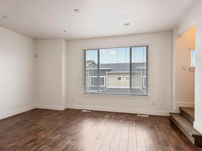 1752 W Pirgos Ln — Photo 6