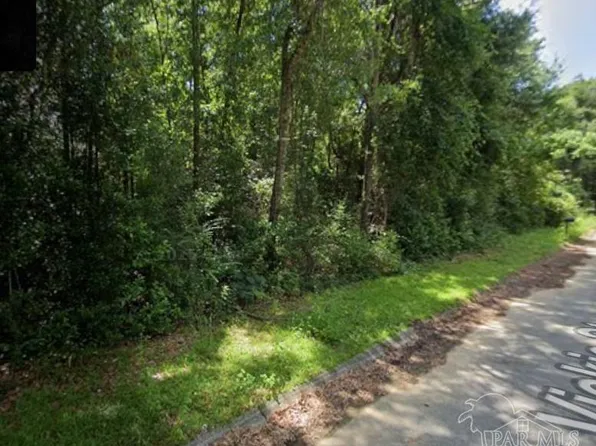 8332 Vickie St, Pensacola, FL 32514