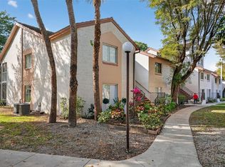 Parc Vista, Miami, FL 33186