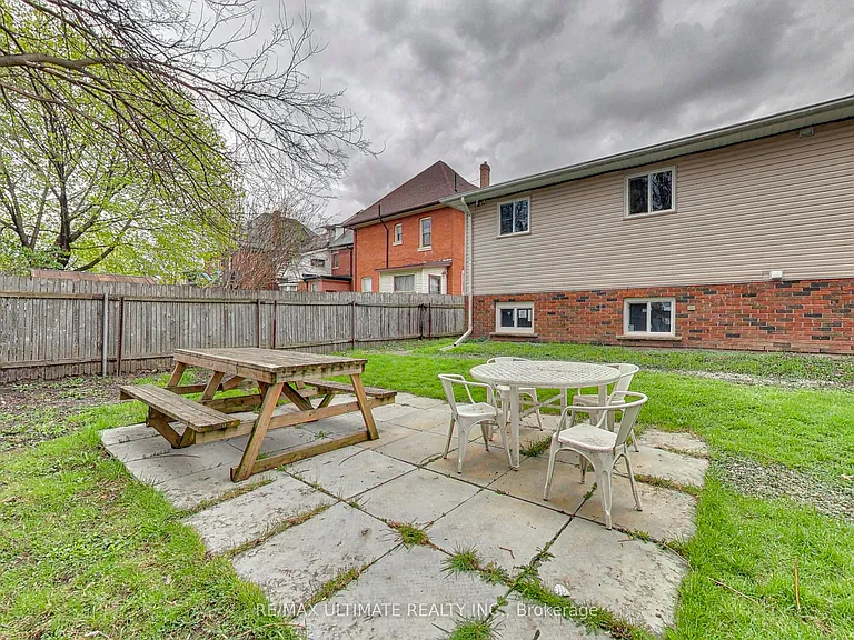 135 Chatham St #8 — Photo 22