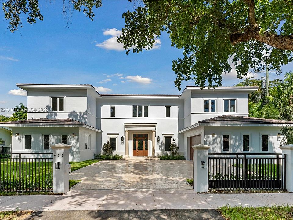 1st image of 411 Caligula Ave