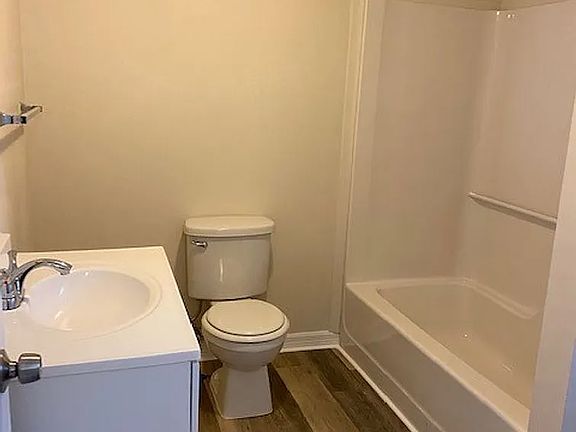 5th image of 4424 57th Ave N APT 3