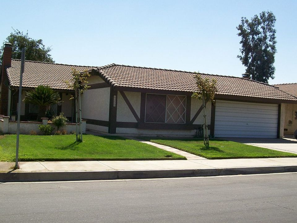 Courtesy of Park Place GMAC Real Estate