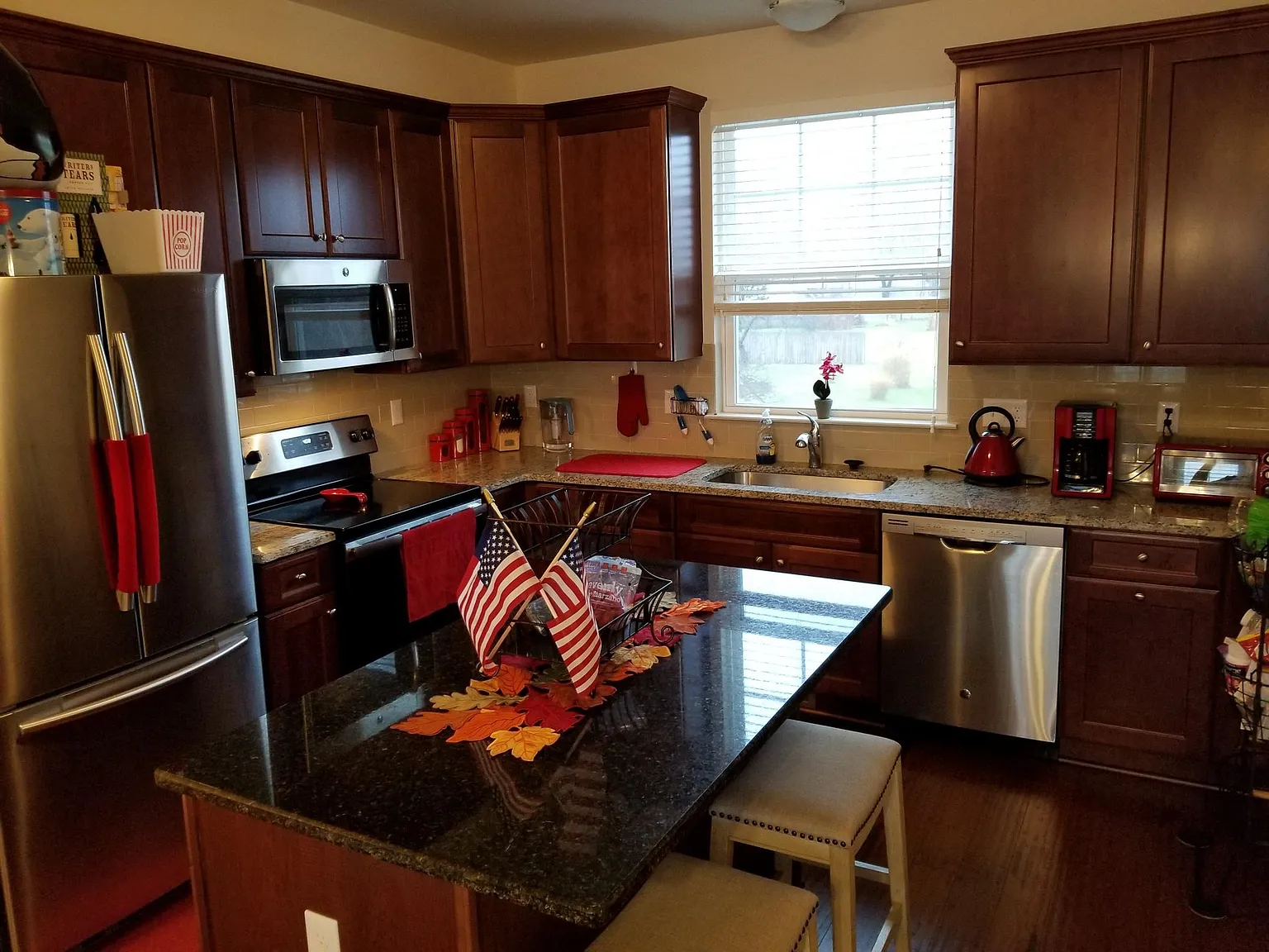 4612 Bradley Dr — Photo 3