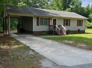 411 S Braxton Ave, Jarratt, VA 23867