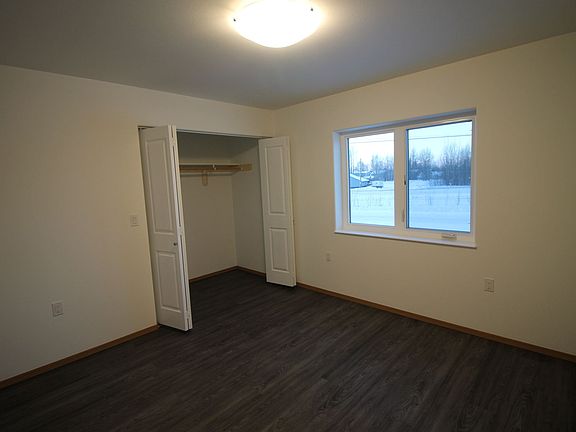 5th image of 560 S Santa Claus Ln #A