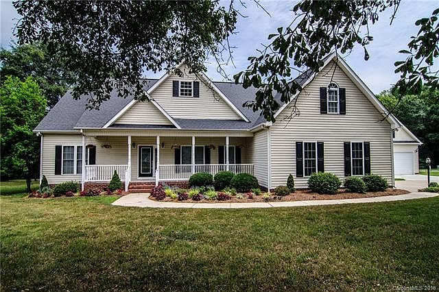 1st image of 501 Pearl Place Ln