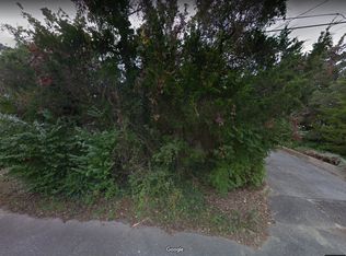 404 Oak Ave, Cape May Point, NJ 08212