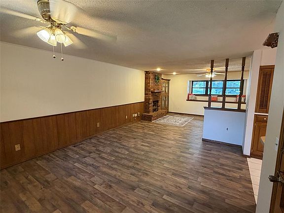 5th image of 808 N Burns St