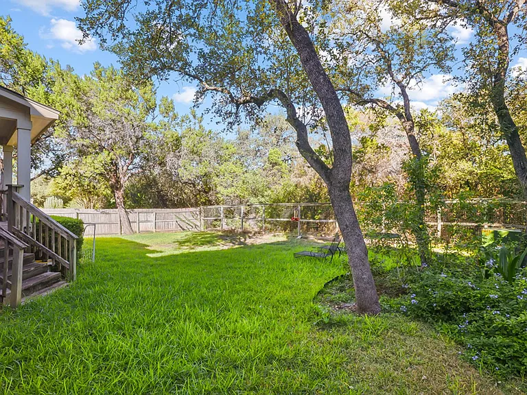 2911 Dason Ledge — Photo 43