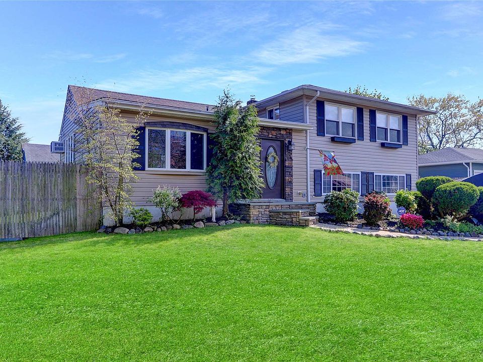 3992 Anne Dr, Seaford, NY 11783 MLS 3475903 Zillow