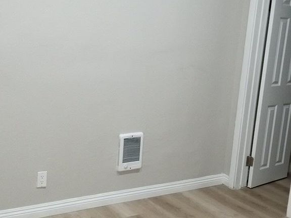 4th image of 1451 W Holt Ave #4