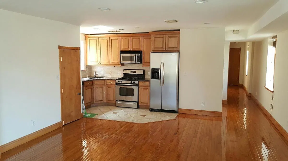 3 bed, 1400 sqft, $3,800 — Photo 1