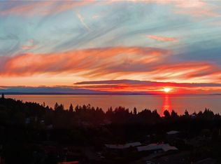 7397 Braemar Dr, Edmonds, WA 98026