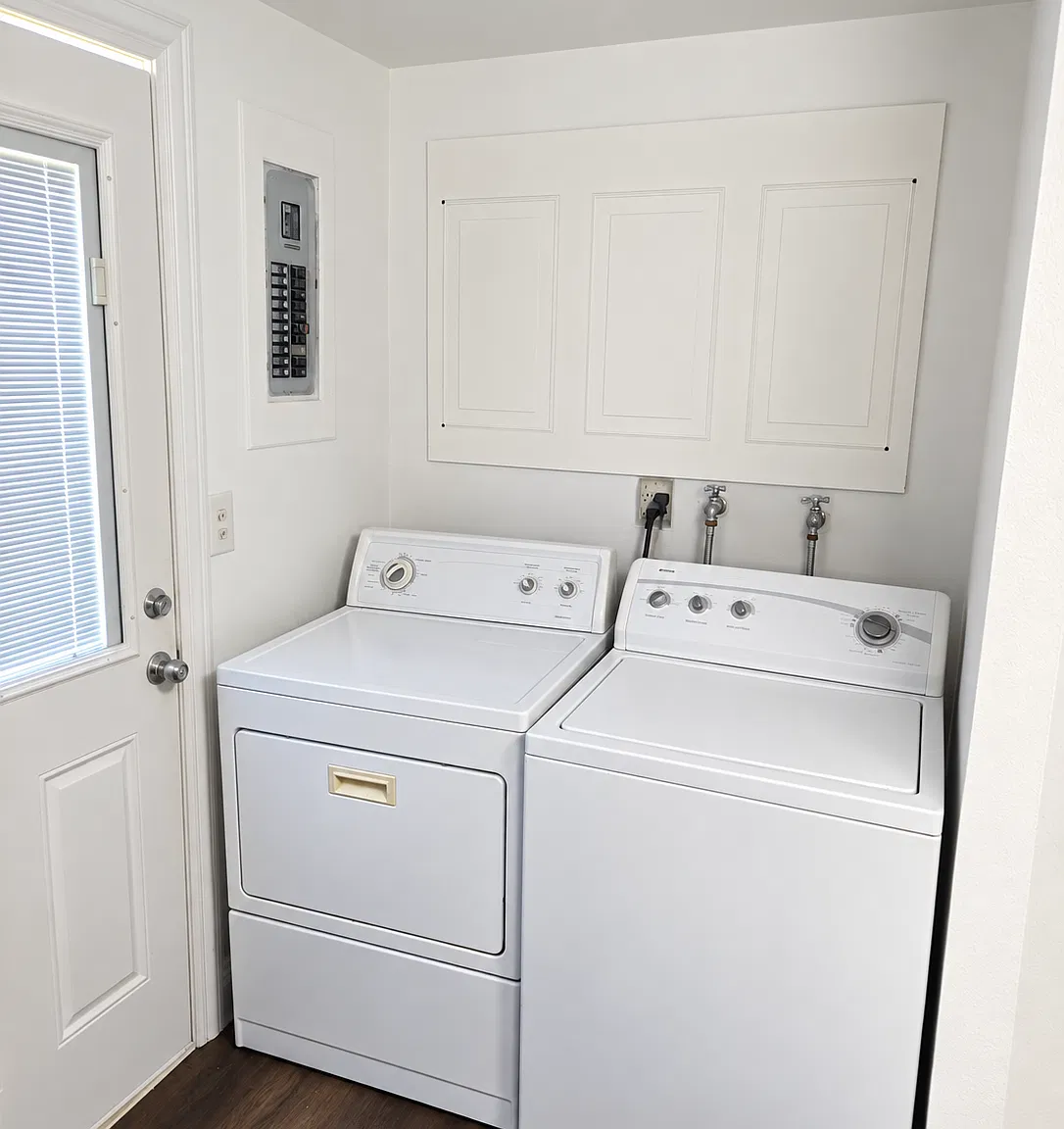 3 bed, 1200 sqft, $2,800 — Photo 4