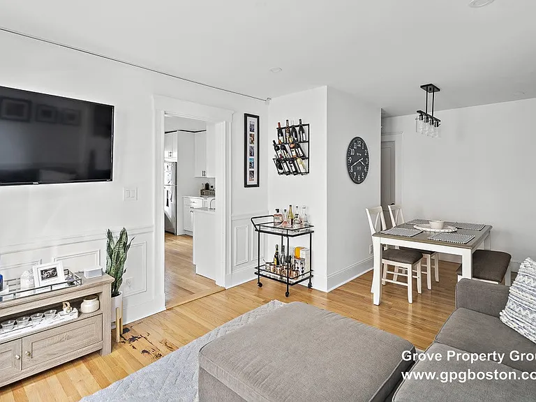 23 Thelma Rd #2 — Photo 2