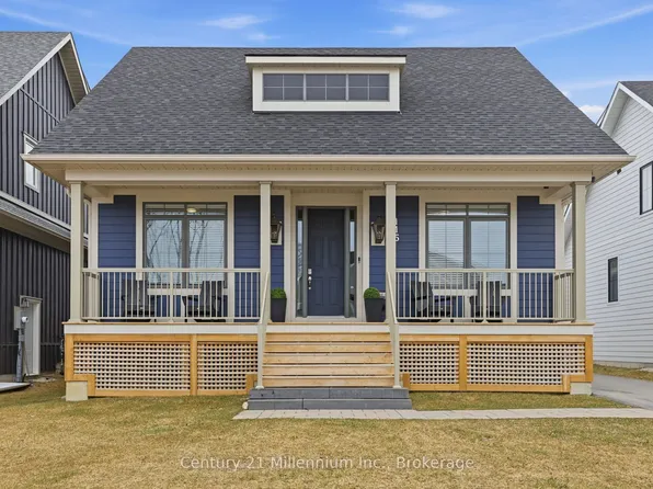 115 Courtland St, The Blue Mountains, ON L9Y 5L8