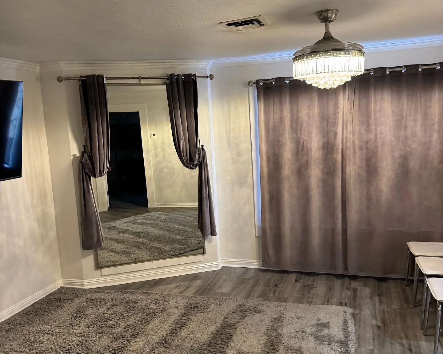 1016 Bracken Ave — Photo 1