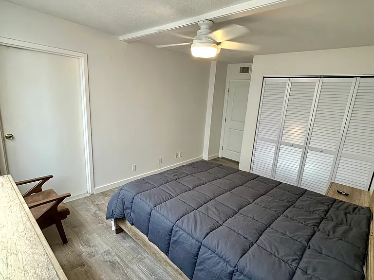 5585 Midnight Pass Rd #621 — Photo 35