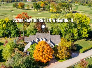 2S200 Hawthorne Ln, Wheaton, IL 60189