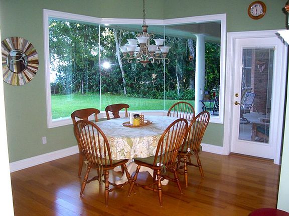 Breakfast Nook