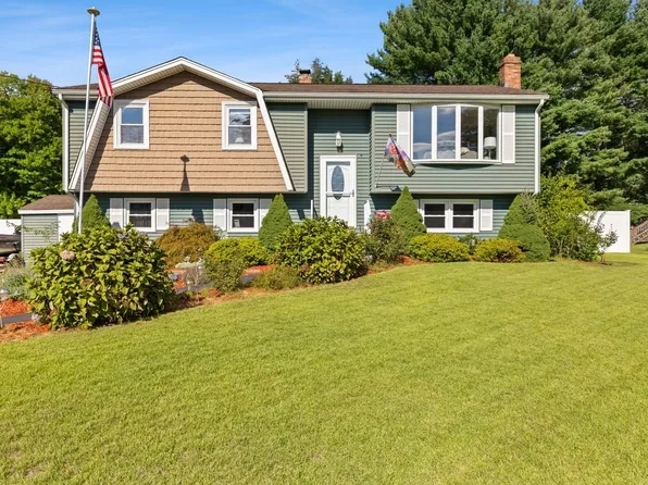 50 Ruth Ellen Rd, Raynham, MA 02767