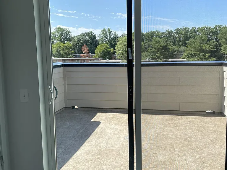 7372 Blade Dr — Photo 3