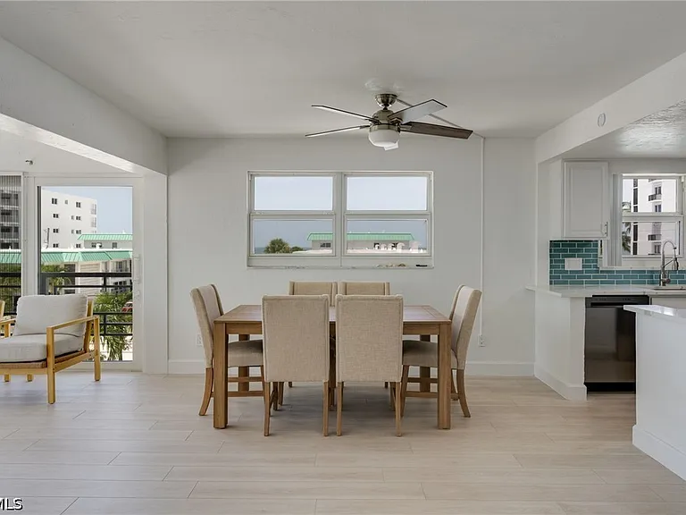 6500 Estero Blvd #H302 — Photo 8