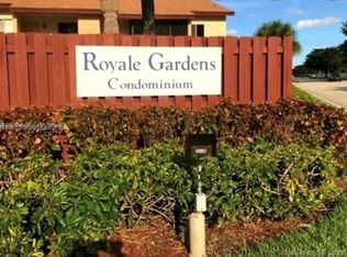7911 Southgate Blvd APT B8, Pompano Beach, FL 33068