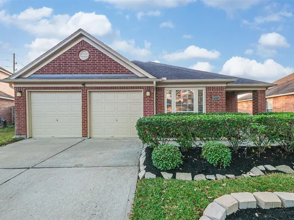 7330 Windy Port Ln, Richmond, TX 77407