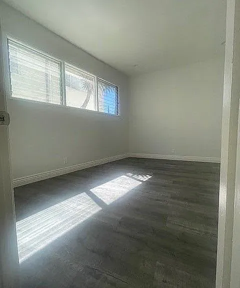 4150 Los Feliz Blvd — Photo 15