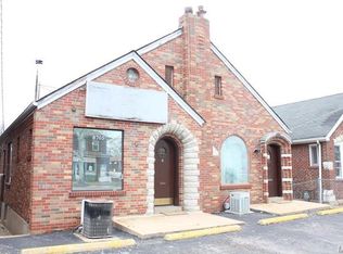 8703 Gravois Rd, Affton, MO 63123