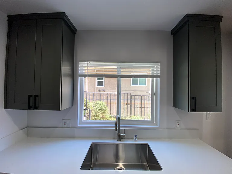 5447 Russell Ave #2 — Photo 3