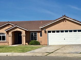 1273 Brent Rd, Dinuba, CA 93618