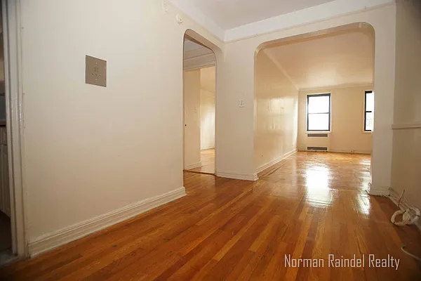 Rented by Norman Raindel, LREB | media 3